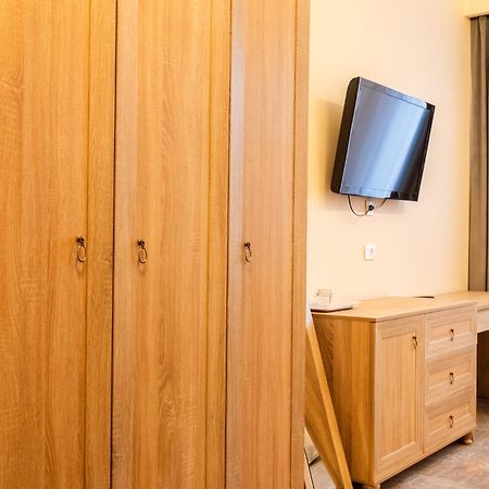 Pensiunea Floarea Soarelui Braszów Zewnętrze zdjęcie